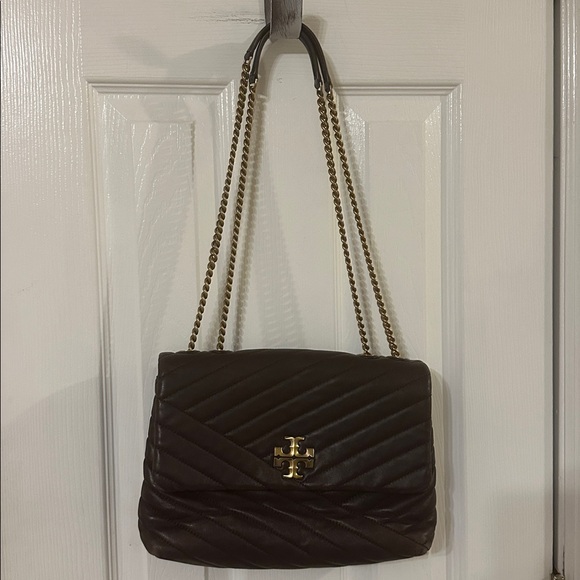 Tory Burch Kira Chevron Quilted Convertible Shoulder Bag - Picture 7 of 16
